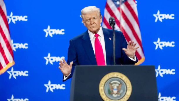 Трамп: Київ має забути про НАТО, але отримає підтримку США для відновлення територій Президент США Дональд Трамп