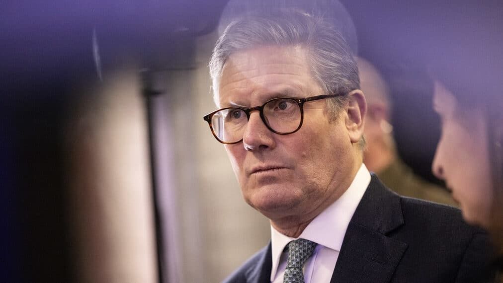 The Guardian: Нові мита Трампа – тариф у 10% проти Британії запущено, Стармер зважує відповідь The Guardian: Нові мита Трампа – тариф у 10% проти Британії запущено, Стармер зважує відповідь