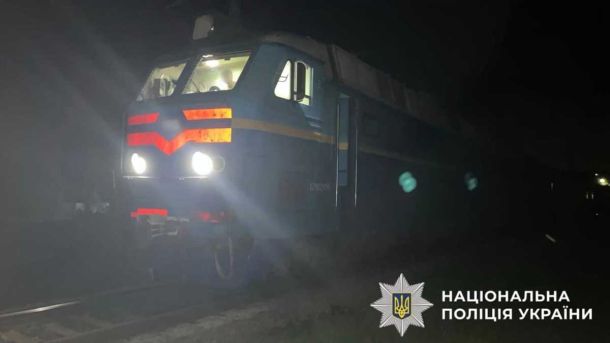 На озері Міністерка в Києві зводять котедж у межах заказника: активісти б’ють на сполох На озері Міністерка в Києві зводять котедж у межах заказника: активісти б’ють на сполох