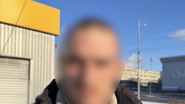 22-річний рецидивіст пограбував магазин у Броварах: загрожує до 10 років У Бучі затримали 21-річного виконавця теракту: поранені прав