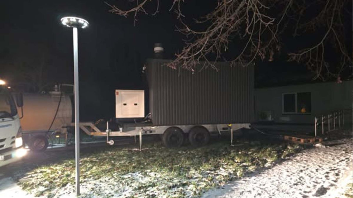 Офіційний пансіонат ветеранів отримав мобільні котельні, евакуювали 68 людей Мобільна котельня