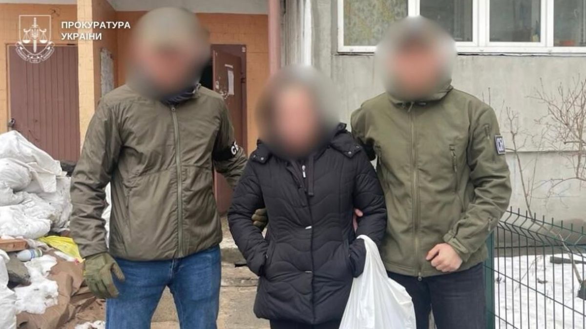 У Києві затримали 34-річну шпигунку, яка знімала ТЕЦ на замовлення РФ Затримана 34-річна жінка, яка фотографувала київські ТЕЦ на замовлення російських спецслужб