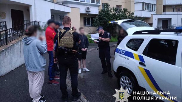Стрілянина у Святошині: іноземець поранив киянина з травматичного пістолета Стрілянина у Святошині: іноземець поранив киянина з травматичного пістолета