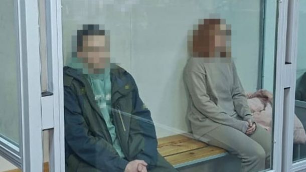Святошинське лісництво завершує сезон: 300 дерев висаджено у Біличах Двоє обвинувачених у залі суду