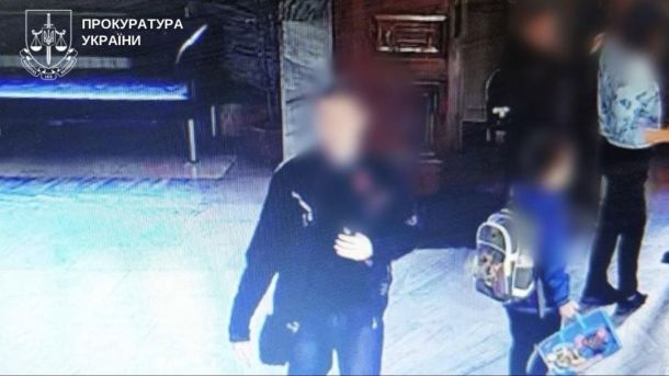 У Києві офіцер ЗСУ вимагав $9000 за переведення бійця з передової Апеляційний суд Києва посилив вирок чоловіку за замах на зґвалтування учня у школі Подільського району