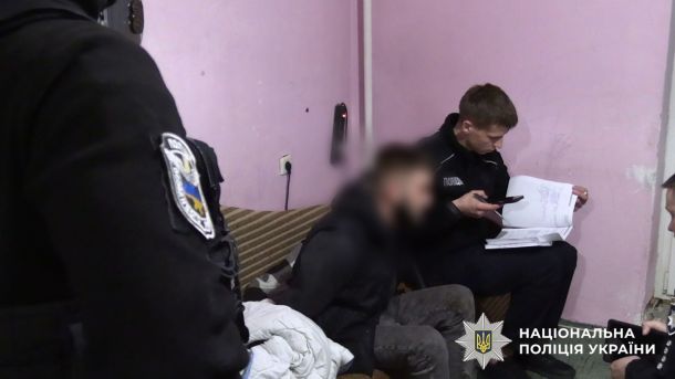 У Києві судитимуть двох закладчиків психотропів на Троєщині: до 10 років в'язниці У Києві судитимуть двох закладчиків психотропів на Троєщині: до 10 років в'язниці