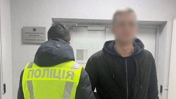 У Києві відкрили фотовиставку «Перша лінія» до Дня піхоти У Києві відкрили фотовиставку «Перша лінія» до Дня піхоти