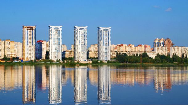 У Києві до суду скеровано справу про шахрайство з дронами на 540 тис. грн Святошинські ставки на річці Нивка у Святошинському районі Києва, найбільший каскад водойм столиці