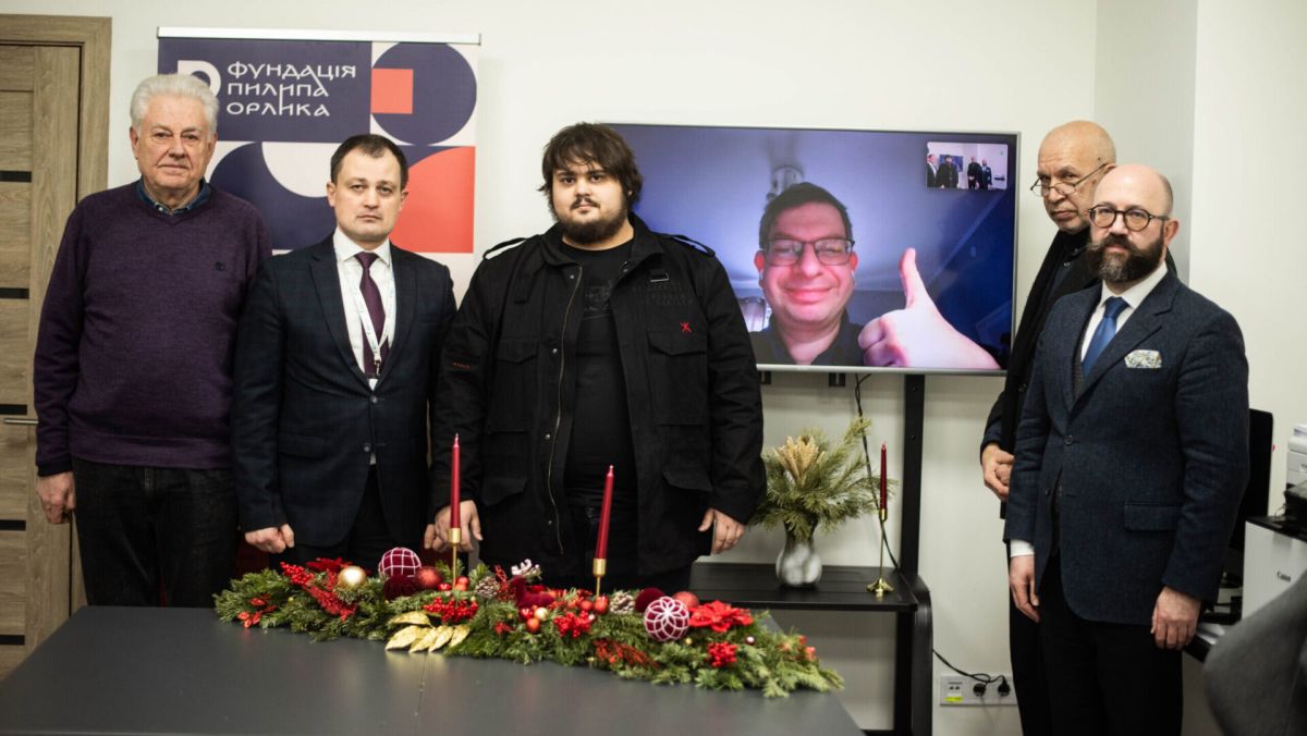 МЗС і Фундація Пилипа Орлика домовилися усунути РФ з ООН Зустріч представників МЗС України і Фундації Пилипа Орлика у справі виключення Росії з ООН