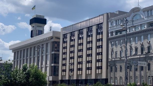 Російська атака на Київ: загиблі, дрони й мовчання Трампа на G7 Російська атака на Київ: загиблі, дрони й мовчання Трампа на G7