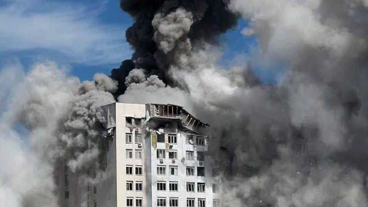 У Києві 13 липня — збір волонтерів на ліквідацію наслідків удару на Ушинського, 40 У Києві 13 липня — збір волонтерів на ліквідацію наслідків удару на Ушинського, 40