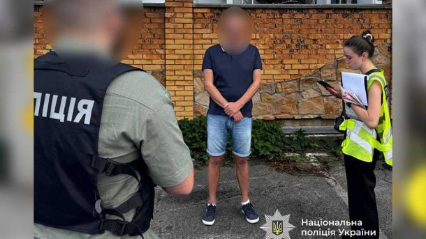 Крадіжка на благодійності: директор фірми привласнив 470 тис. грн, призначених для модульних будинків у Мощуні Крадіжка на благодійності: директор фірми привласнив 470 тис. грн, призначених для модульних будинків у Мощуні
