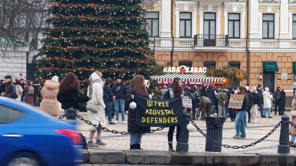 Латвійська авіакомпанія підтвердила плани відновити польоти в Україну Акція учасників підтримки військовополонених