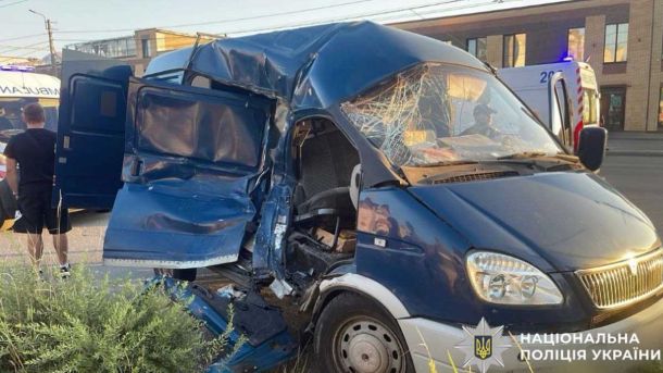 Смертельна пожежа на Рибальському острові — загинула людина, евакуйовано шістьох мешканців Смертельна пожежа на Рибальському острові — загинула людина, евакуйовано шістьох мешканців