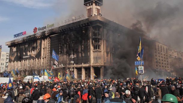 У Києві затримали п’яного чоловіка, який «замінував» будівлю в урядовому кварталі У Києві затримали п’яного чоловіка, який «замінував» будівлю в урядовому кварталі