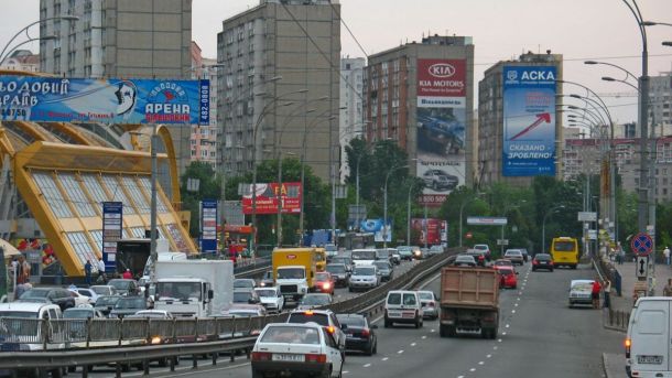 У Києві купатися заборонено, але вода на пляжах — безпечна за показниками У Києві купатися заборонено, але вода на пляжах — безпечна за показниками