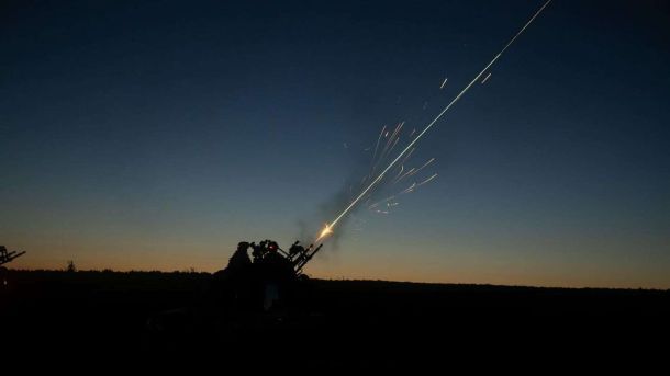 Київ під ударом: дев'ята масована атака РФ за 2025 рік Київ під ударом: дев'ята масована атака РФ за 2025 рік