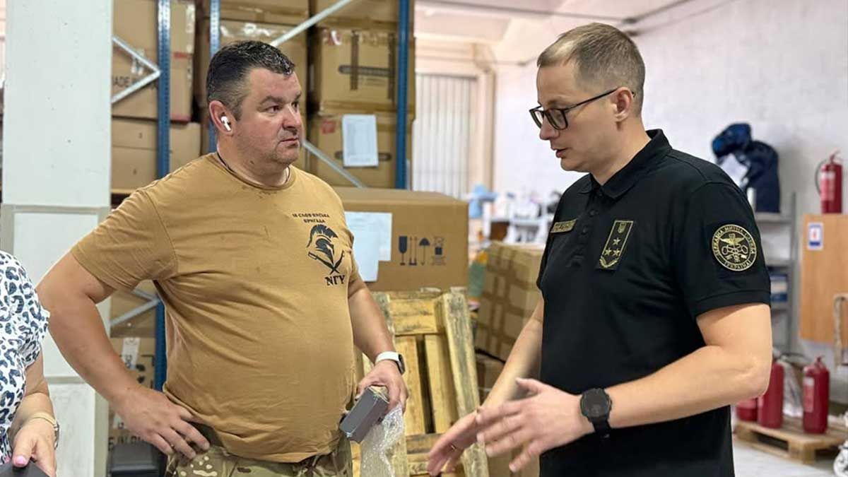 Київська митниця передала 162 смартфони військовим: техніка працює на перемогу Київська митниця передала 162 смартфони військовим: техніка працює на перемогу