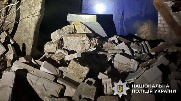 Вибух гранати в центрі Києва: справа в суді Зруйнована приватна будівля від вибуху газового балону