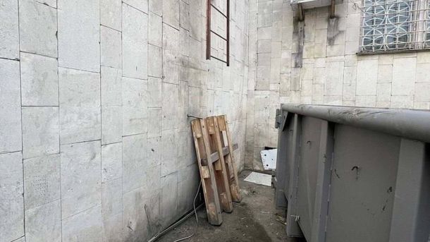 Прокуратура відсудила 5,5 млн грн від забудовників Подільського району 40-річний рецидивіст затриманий поліцією Києва за крадіжку інструментів будівельної бригади з даху банку вночі