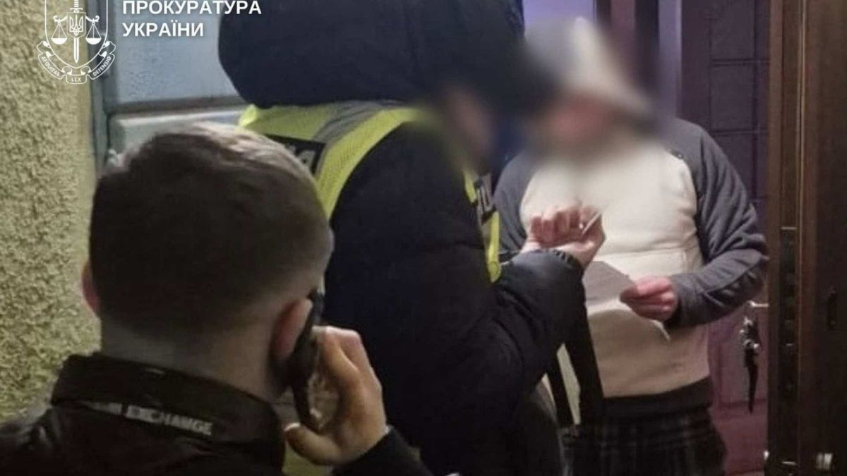 Інспектора Дніпровської РДА судитимуть за хабар у 1500$ Інспектора Дніпровської РДА судитимуть за хабар у 1500$