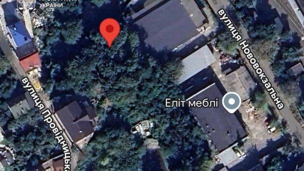 Засновник фонду у Києві засуджений на 7 років: брав $12 000 за виїзд за кордон Подільська прокуратура повернула громаді ділянку на Нововокзальній