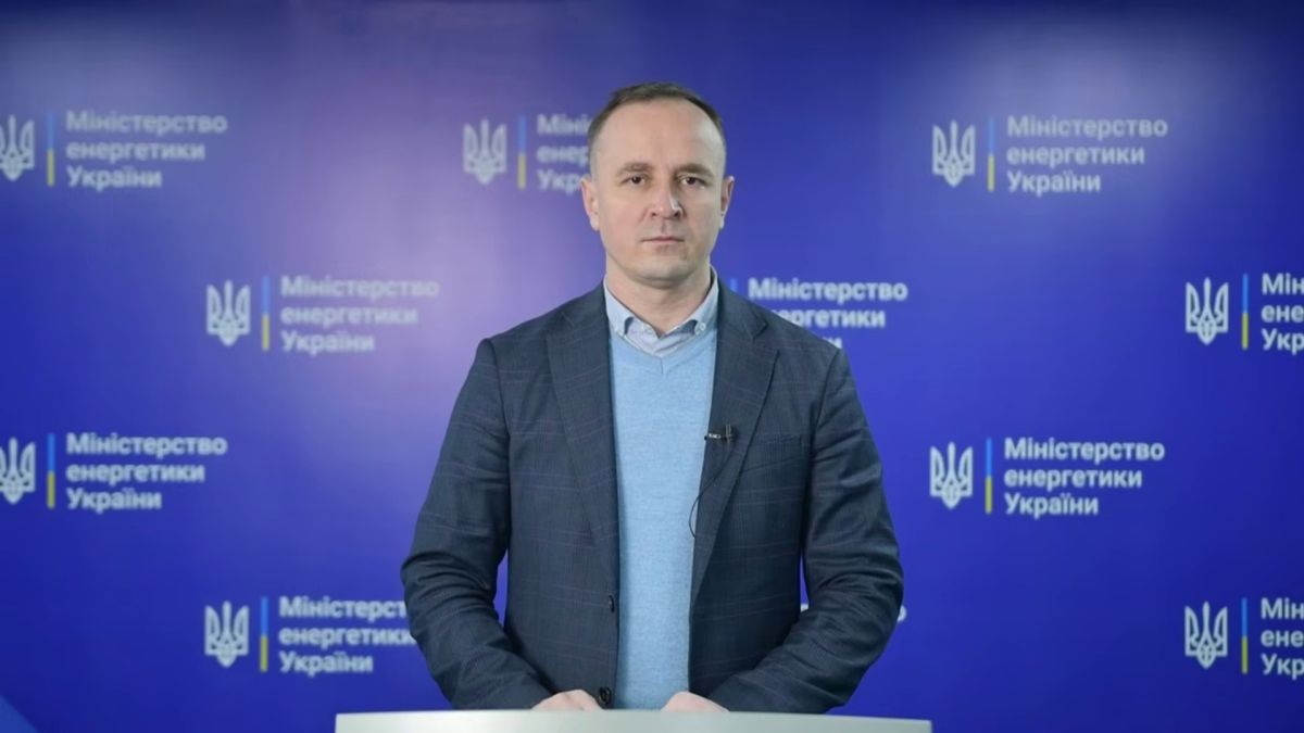 У Києві та області не діють графіки погодинних відключень через мережеві обмеження Артем Некрасов, перший заступник міністра енергетики України, під час брифінгу