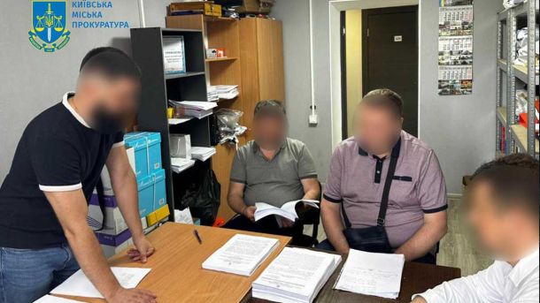 Росія вербує мігрантів для диверсій у Європі — розвідка Чехії Росія вербує мігрантів для диверсій у Європі — розвідка Чехії