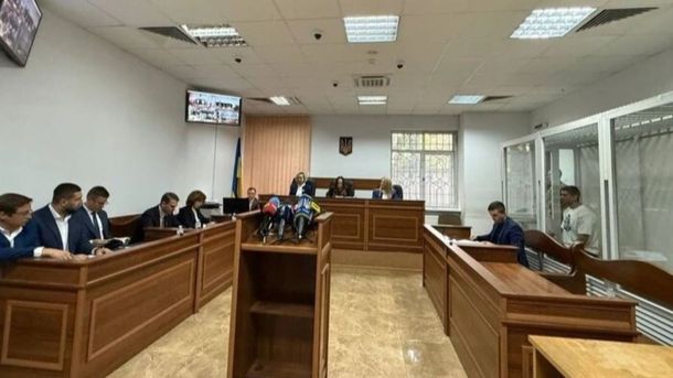 У Києві за вбивство підлітка на станції фунікулера ексспівробітник УДО отримав довічне У Києві за вбивство підлітка на станції фунікулера ексспівробітник УДО отримав довічне