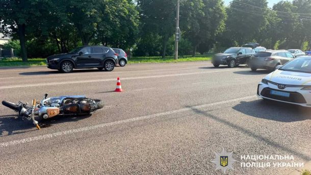 У Білій Церкві збудують квартал на 1500 квартир для переселенців із Маріуполя Місце смертельної ДТП у Білій Церкві на проспекті Князя Володимира: мотоцикліст 62 роки загинув після зіткнення з позашляховиком Mitsubishi