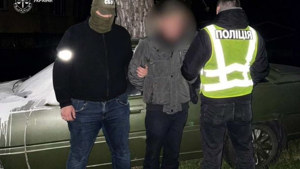 Прокуратура передала ЗСУ 520 одиниць техніки з шахрайських кол-центрів Києва Спалив авто військового за 1000$: у Києві затримали палія