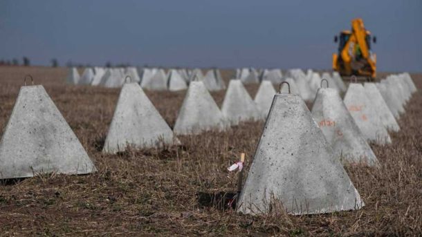 Нічна атака дронів на Київ: уламки пошкодили будівлі, авто і водогін (оновлено) Нічна атака дронів на Київ: уламки пошкодили будівлі, авто і водогін (оновлено)