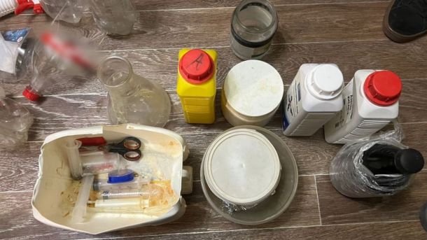 На Переяславщині підрядник привласнив 1,8 млн грн через фіктивні акти виконаних робіт Поліція Київщини вилучила понад 33 грами амфетаміну під час обшуку домашньої нарколабораторії на Обухівщині