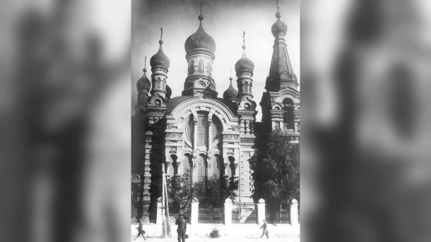 Імовірному вбивці Андрія Парубія оголосили підозру Чорно-біле архівне фото Іллінської церкви у псевдоросійському стилі на розі Жилянської вулиці в Києві до знищення 1935 року