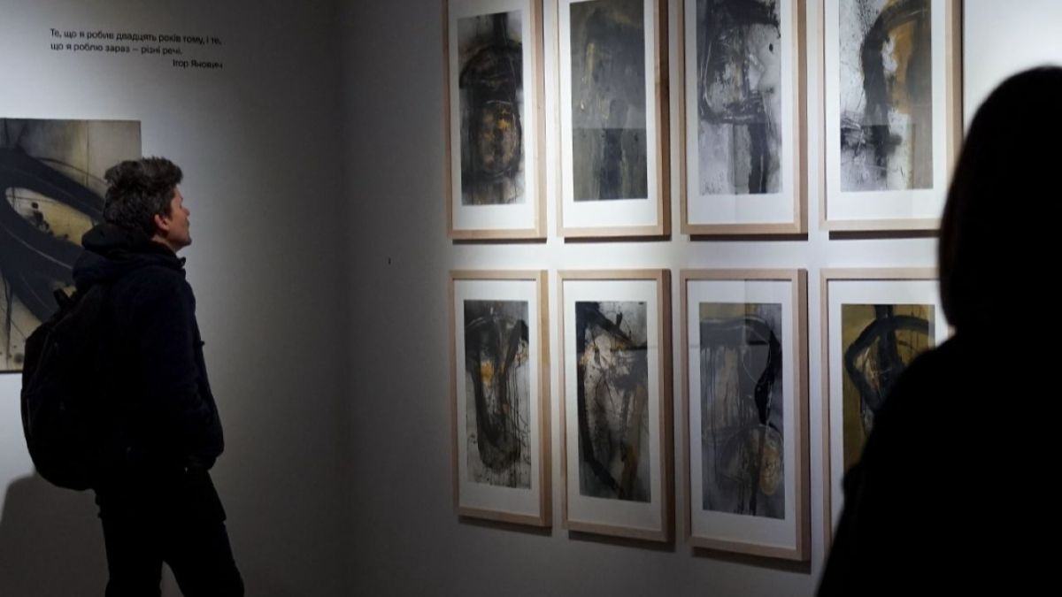 8 головних виставок червня у Києві: від ритмів міста до дзвонів Кунелліса 8 головних виставок червня у Києві: від ритмів міста до дзвонів Кунелліса