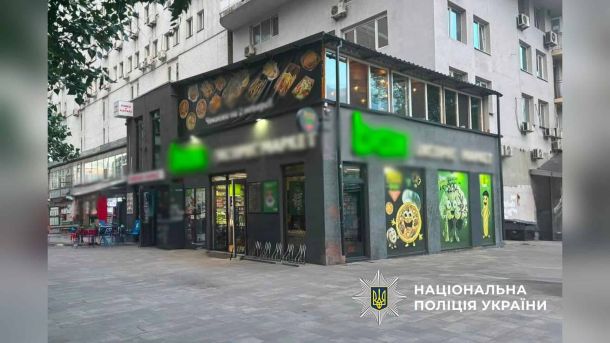 Київські комбустіологи їдуть у Брюссель: Бельгія дає €10 млн Поліція Києва оголосила підозру підприємцю, який збудував двоповерхову споруду площею 1,1 тис. кв. м без дозволів і здавав її під магазин