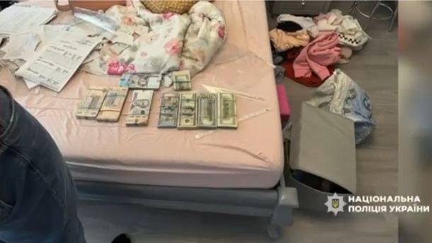 У Києві головному агроному КП повідомили про підозру: понад 2,1 млн грн сплачено за неіснуючі саджанці У Києві головному агроному КП повідомили про підозру: понад 2,1 млн грн сплачено за неіснуючі саджанці