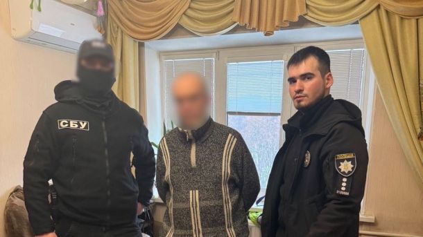 Штовхальниця ядра з Київщини здобула бронзу на Балканському чемпіонаті Співробітник СБУ та поліцейський затримують підозрюваного у схемі ухилення від мобілізації через фіктивну інвалідність на Київщині