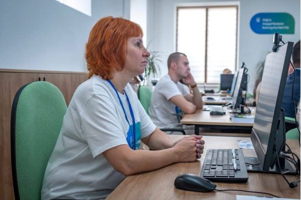 У Києві відкрили офіс податкових консультантів — поради для ФОПів і громадян безкоштовні У Києві відкрили офіс податкових консультантів — поради для ФОПів і громадян безкоштовні