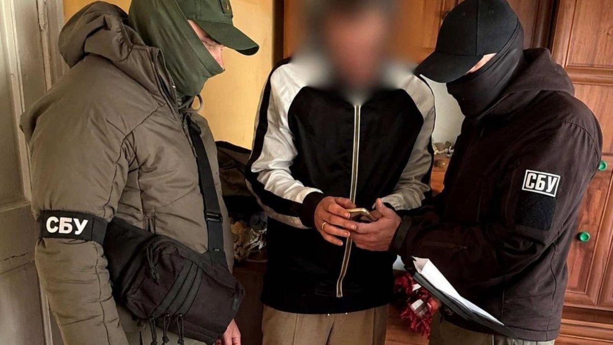 Замовляв підпали авто військових: киянину повідомили про підозру Замовляв підпали авто військових: киянину повідомили про підозру