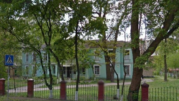 Лікарів звільняють, обладнання простоює: КНП «Дерматовенерологія» виселяють із приміщення Лікарів звільняють, обладнання простоює: КНП «Дерматовенерологія» виселяють із приміщення
