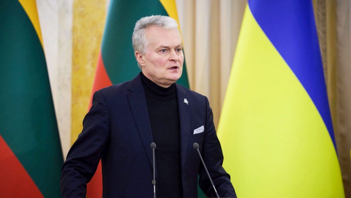 Bloomberg: Литва закликає Трампа змусити Путіна прийняти українську мирну угоду Bloomberg: Литва закликає Трампа змусити Путіна прийняти українську мирну угоду