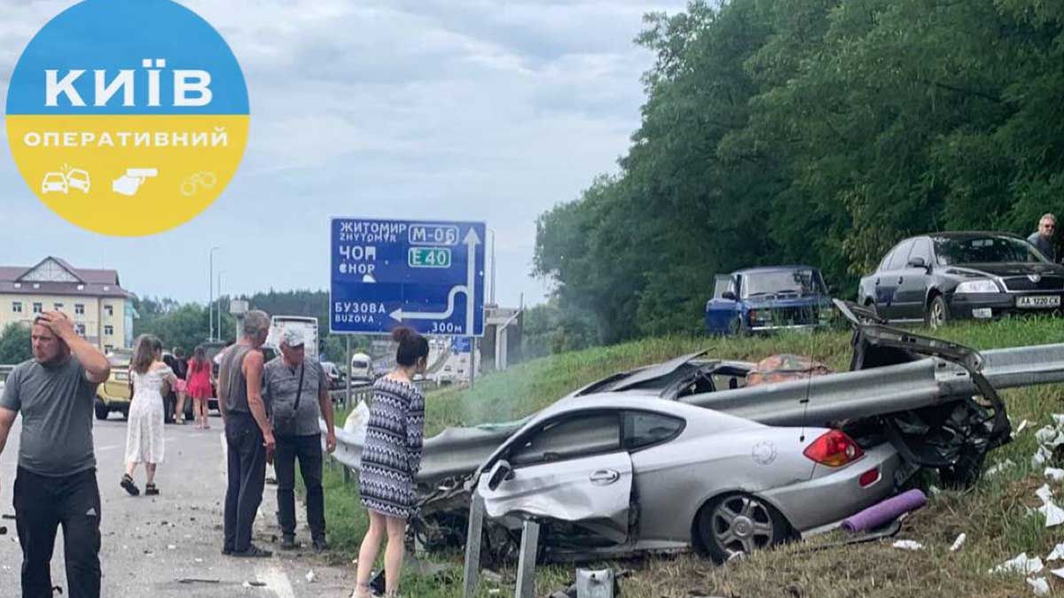 На трасі Київ–Житомир у ДТП загинув водій Hyundai: авто проштрикнув відбійник На трасі Київ–Житомир у ДТП загинув водій Hyundai: авто проштрикнув відбійник