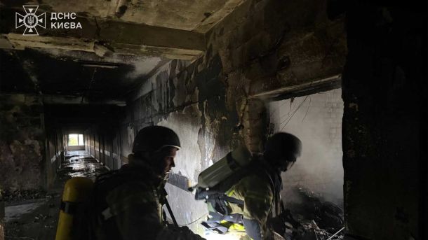 Київщина: кількість постраждалих зросла до 27, найбільше в Бучанському районі Пошкоджена будівля. Наслідки російського повітряного удару