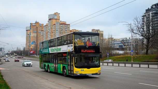 На маршрут №57 у Києві вийшов четвертий двоповерховий автобус: це останній Двоповерховий автобус на вулиці Києва
