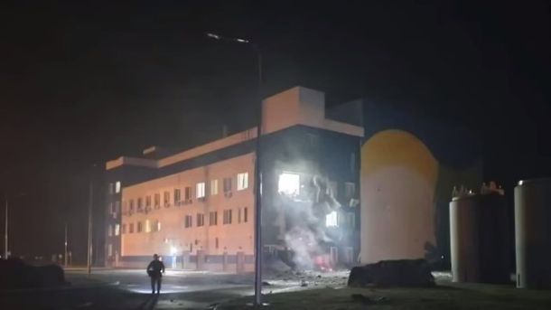 10 маршрутів автобусів і тролейбус змінять рух 12–13 вересня через ярмарки Пожежа після удару російського дрона-шахеда по Централізованому сховищу відпрацьованого ядерного палива в зоні відчуження Чорнобильської АЕС