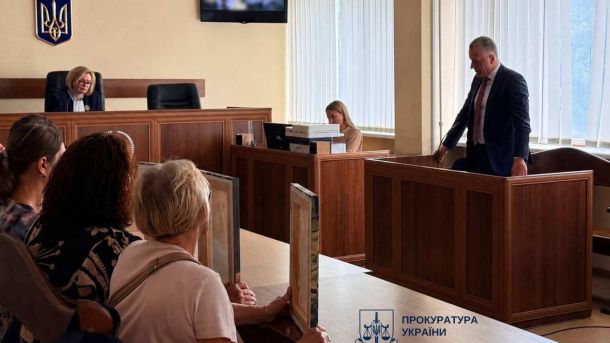 Пожежа на вулиці Лілії Лобанової у Голосіївському районі охопила 800 кв. м Судове засідання у Шевченківському районному суді Києва у справі про ДТП на Чоколівці, де загинули четверо людей