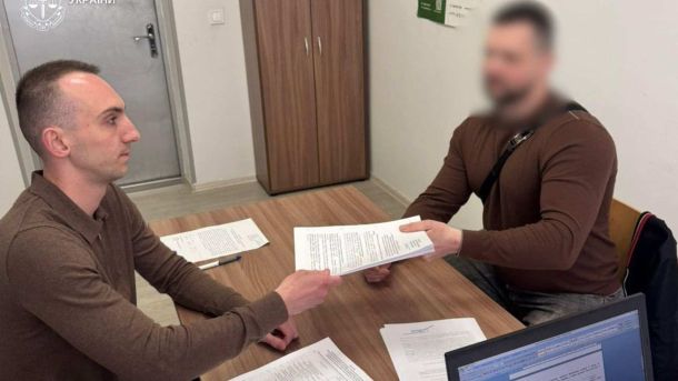 У Києві шахрай продав неіснуючі генератори на 3,2 млн У Києві шахрай продав неіснуючі генератори на 3,2 млн