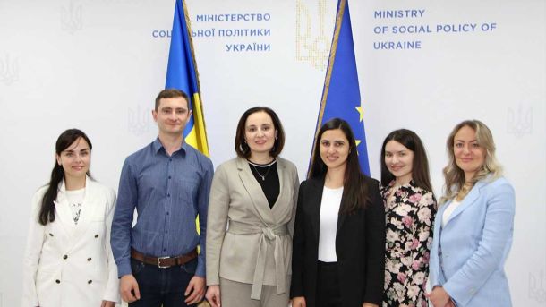 В Україні затримали депутата з ОПЗЖ Федора Христенка за підозрою у держзраді В Україні затримали депутата з ОПЗЖ Федора Христенка за підозрою у держзраді