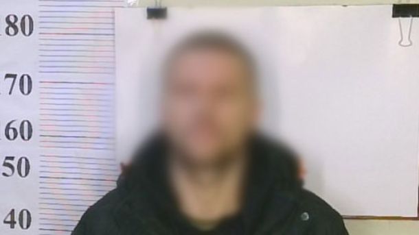Подружжя збувало канабіс закладками у Дніпровському районі: загрожує до 10 років Підозрюваний у поліцейському відділку